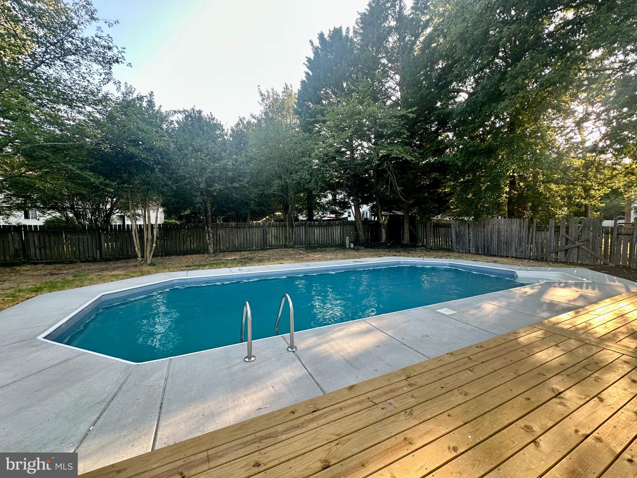 5408 LEE WHITE LANE