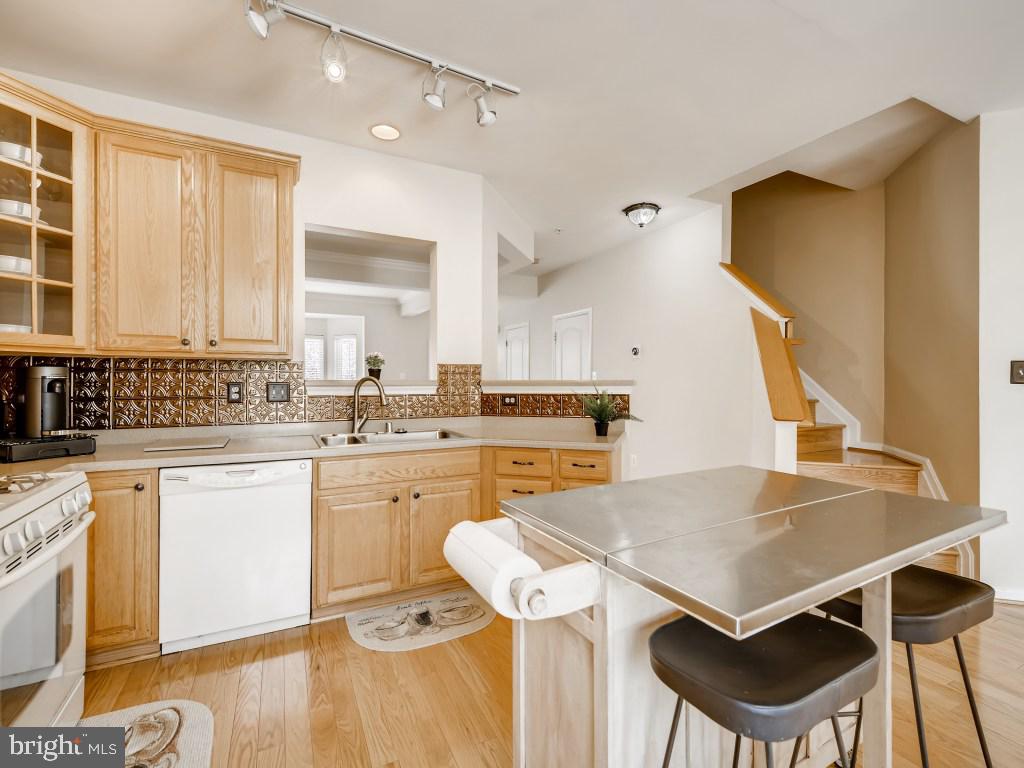 MONMOUTH MEADOWS - Residential