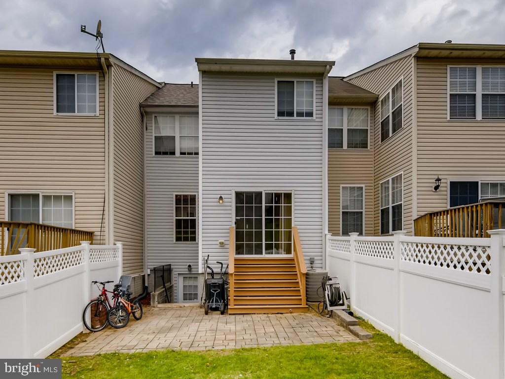 MONMOUTH MEADOWS - Residential