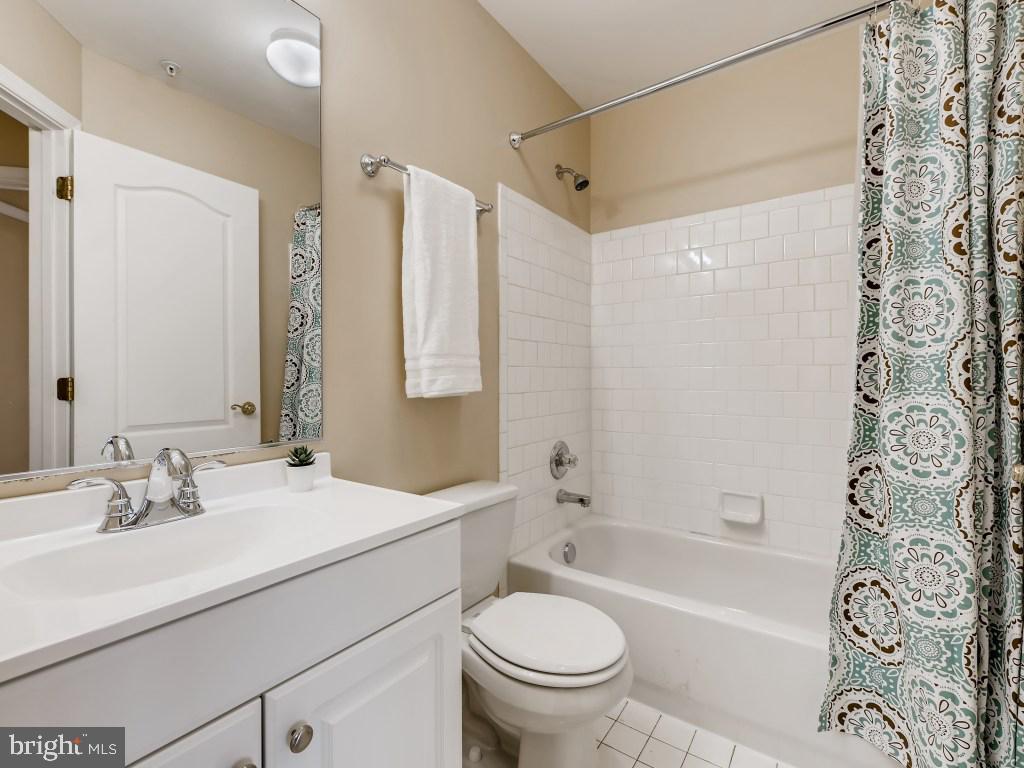 MONMOUTH MEADOWS - Residential