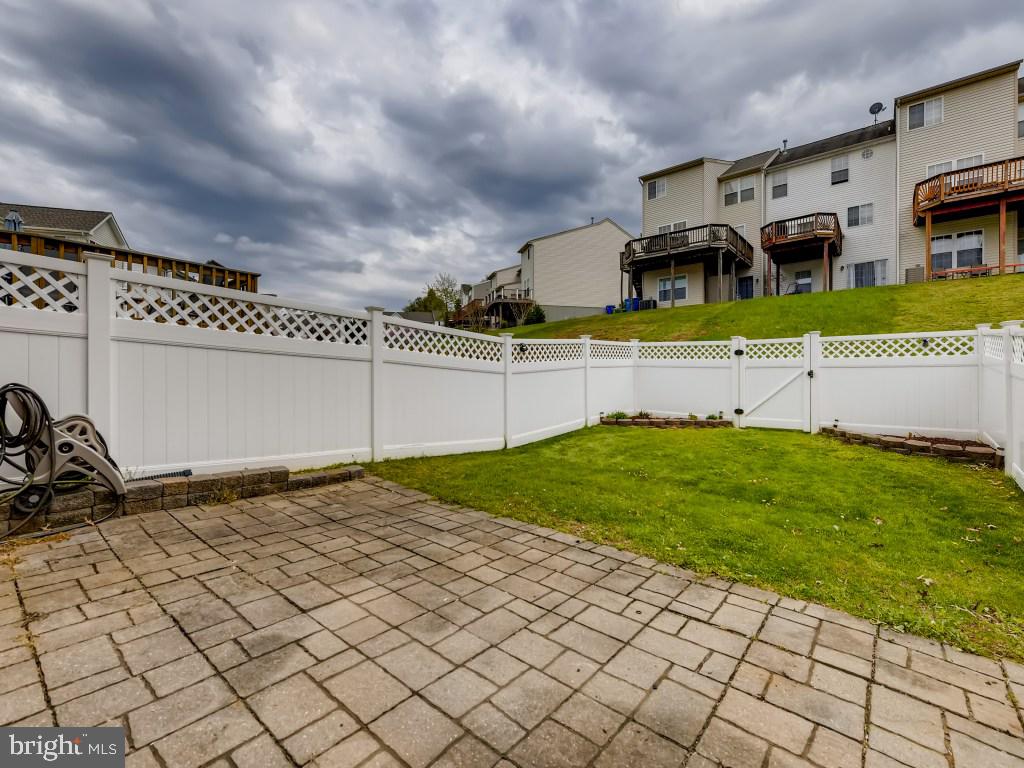 MONMOUTH MEADOWS - Residential