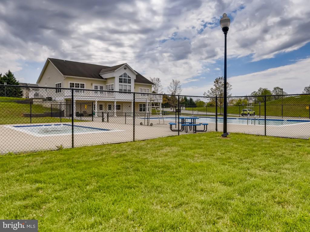 MONMOUTH MEADOWS - Residential