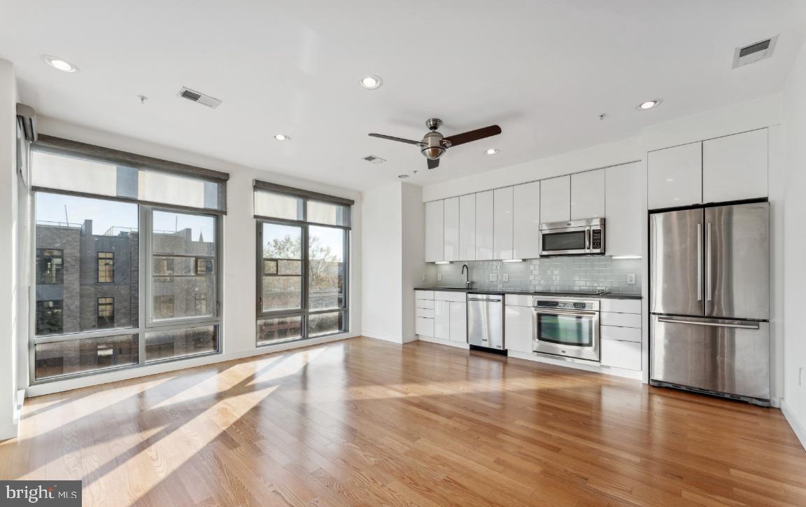435 R STREET NW 301