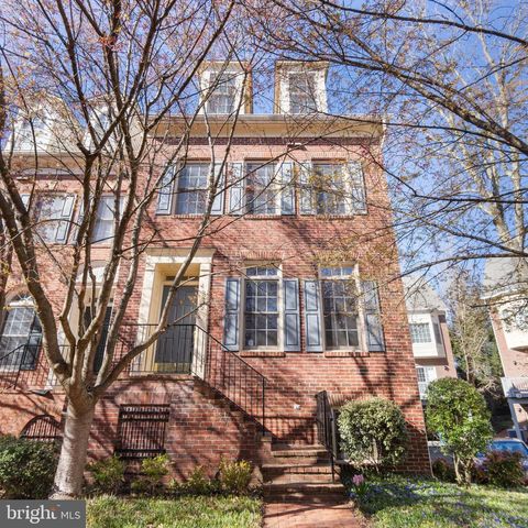 Photo of 8882 Ashgrove House Lane, VIENNA, VA 22182 (MLS # VAFX2284282)