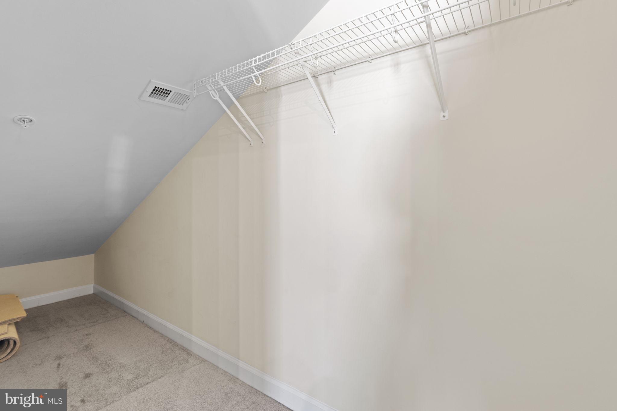 TYSONS VILLAGE - Residential