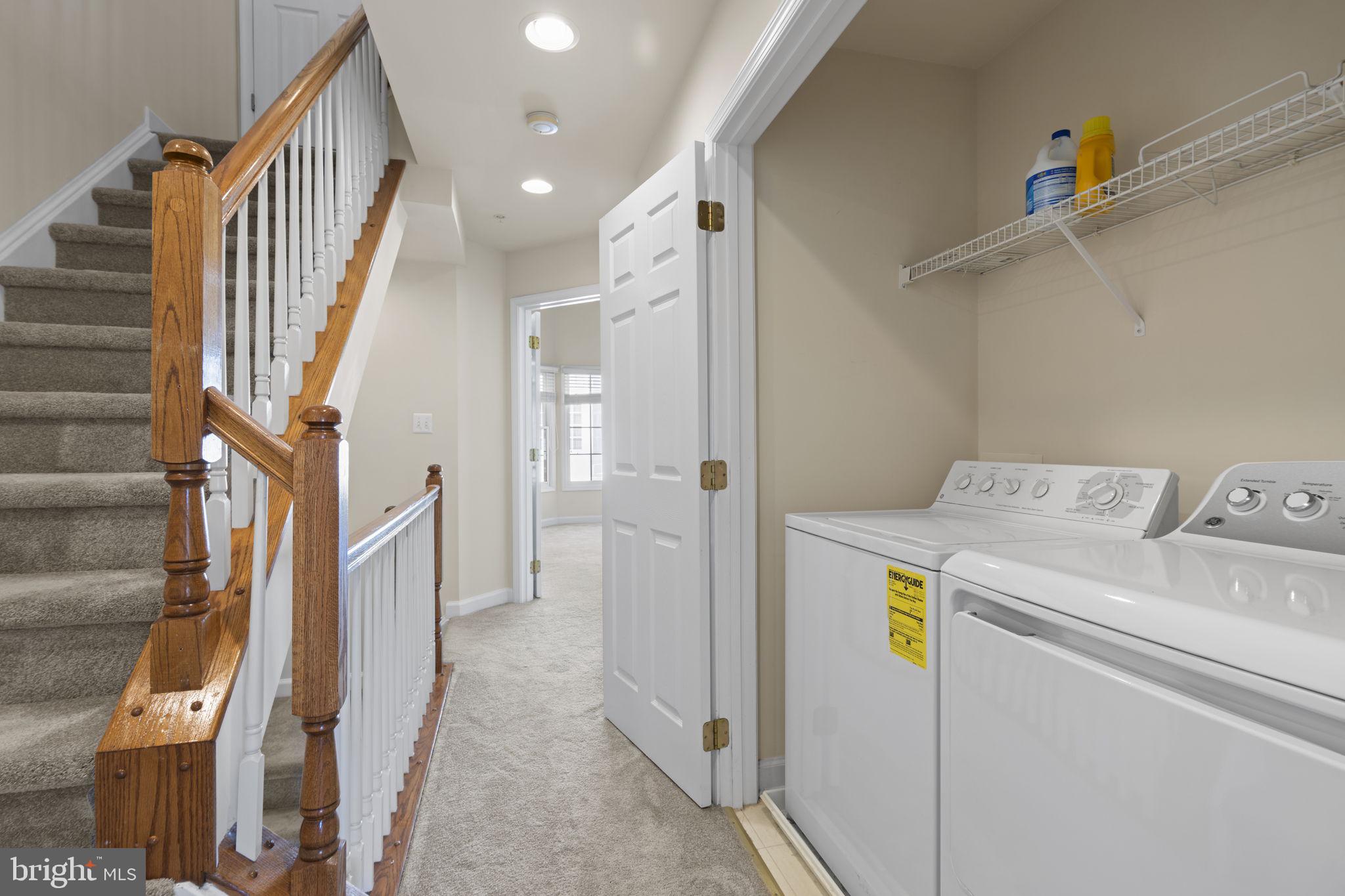 TYSONS VILLAGE - Residential