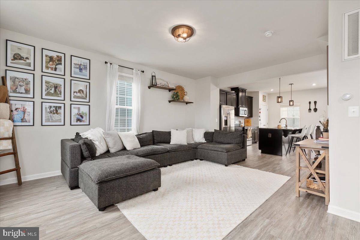 MINTBROOK - Residential