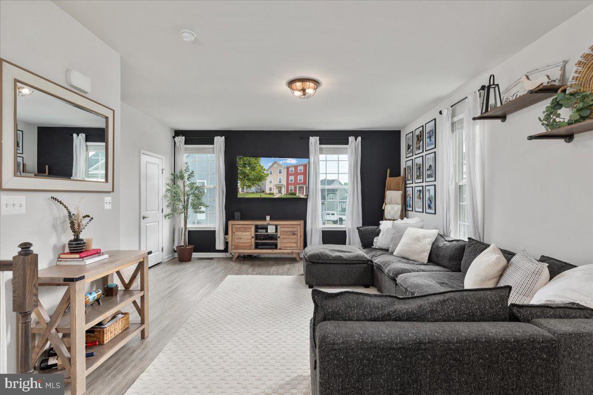 MINTBROOK - Residential