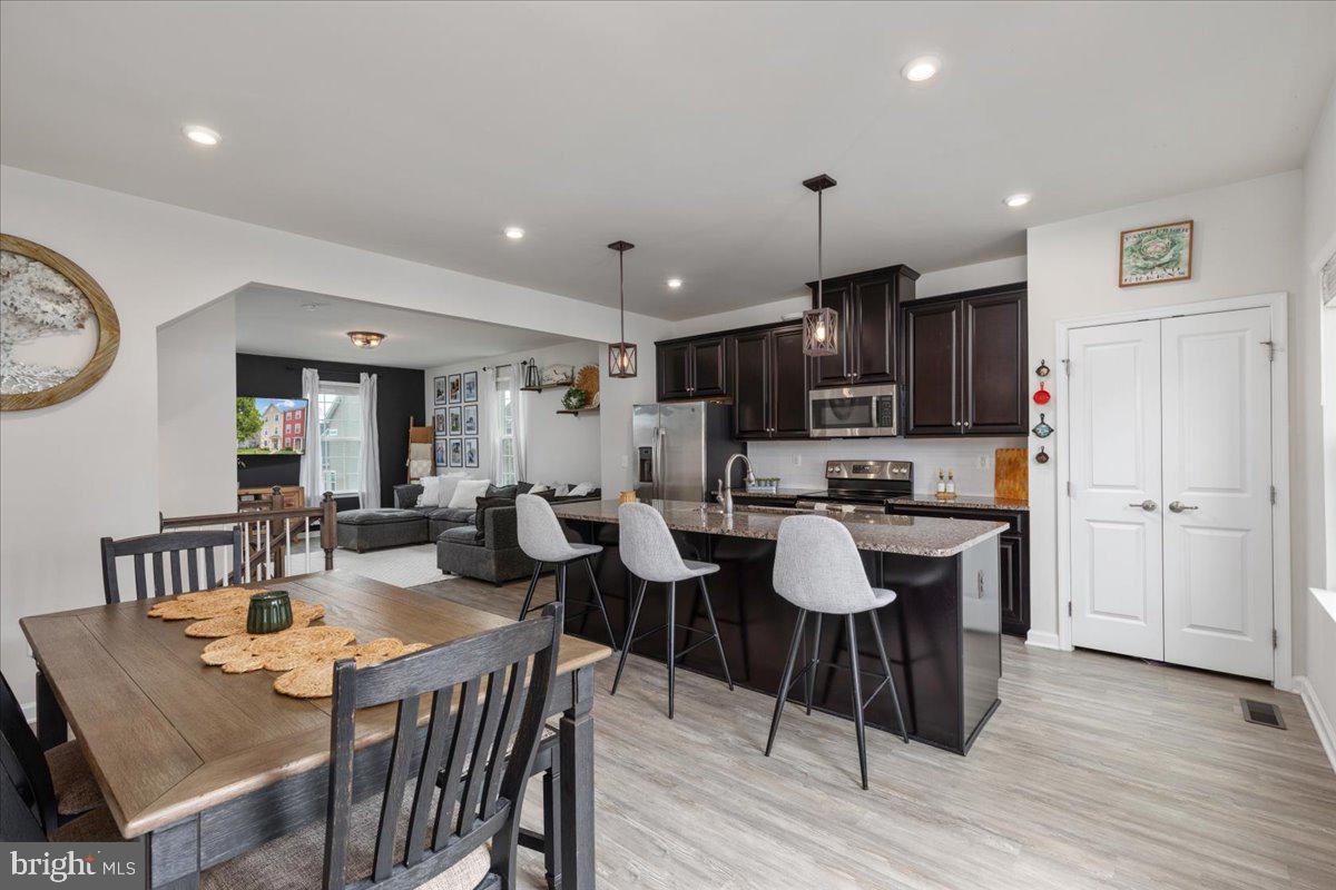 MINTBROOK - Residential