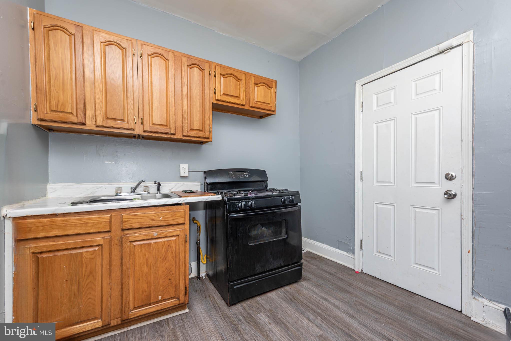 FRANKLINTOWN ROAD - Residential