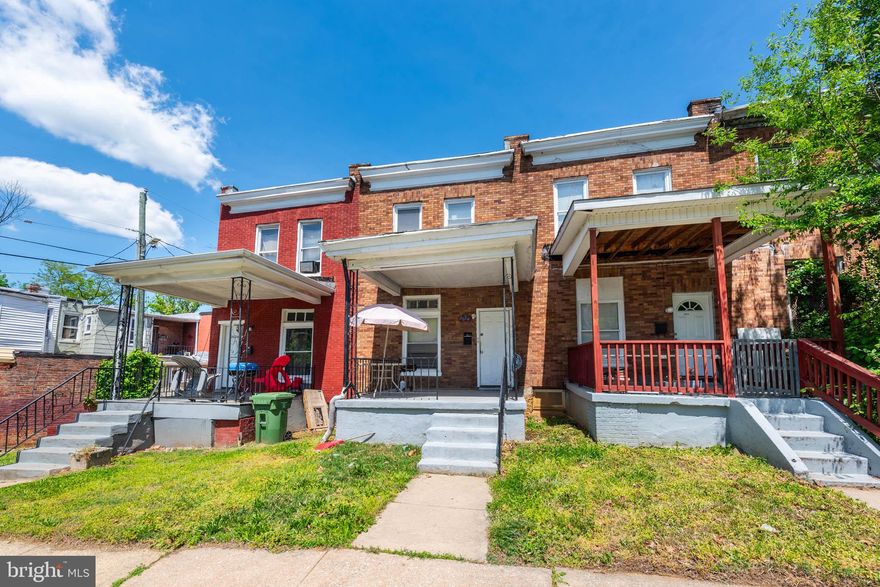Charming 2-Bedroom Row Home with Den – Great Investment Opportunity!
This 2-bedroom, 1-bathroom row house in Baltimore City includes a versatile den—perfect as a home office, nursery, or guest space. With solid bones and great potential, this property is ideal for both savvy investors and first-time homebuyers looking to add their personal touch. Conveniently located near public transportation and local amenities. Don’t miss this opportunity to own in a growing area—schedule your showing today!
