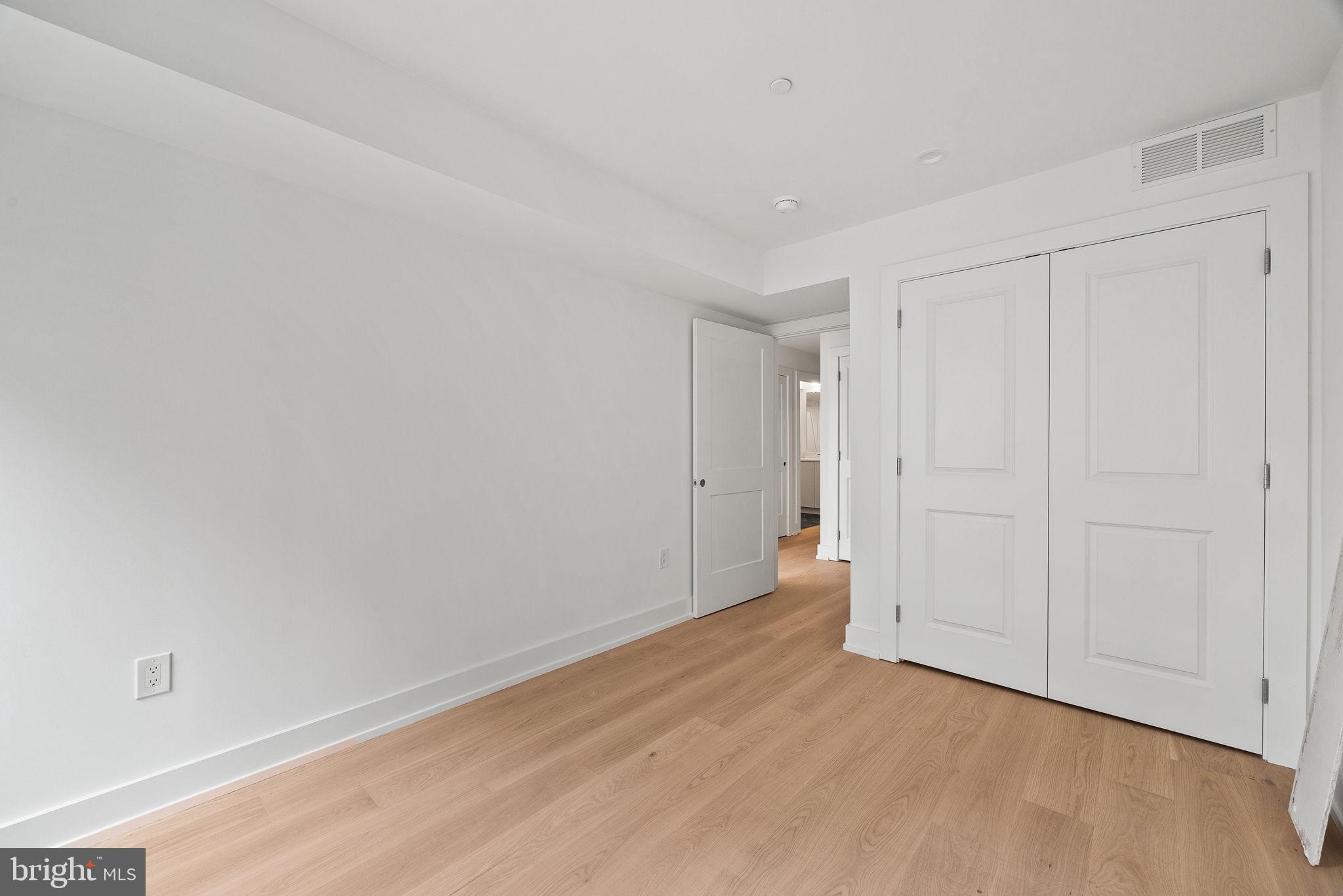 PASSYUNK SQUARE - Residential