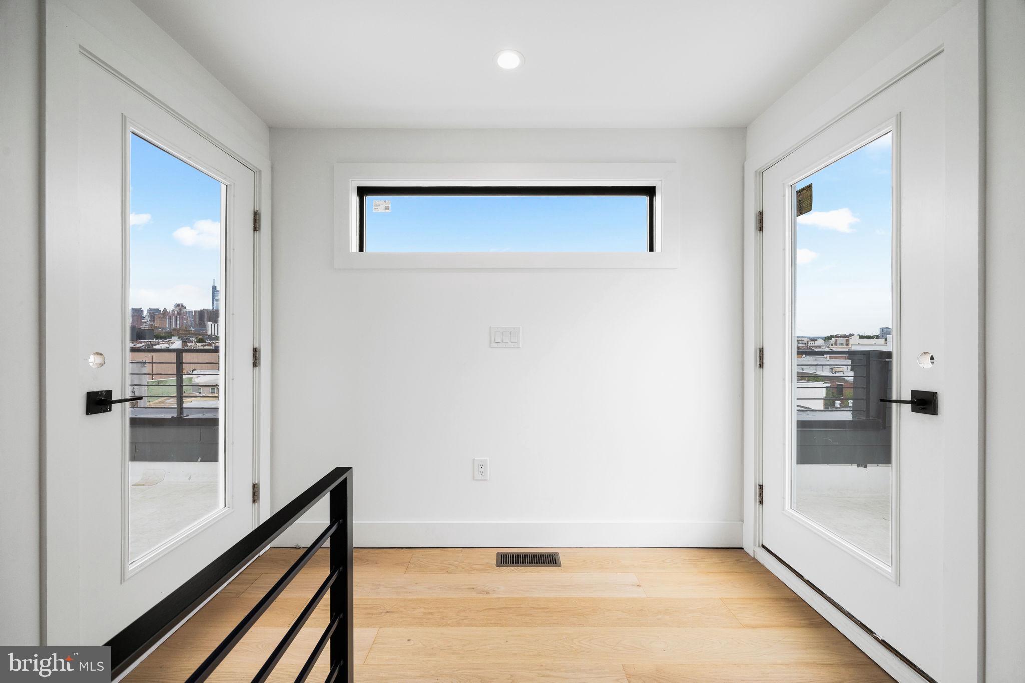 PASSYUNK SQUARE - Residential