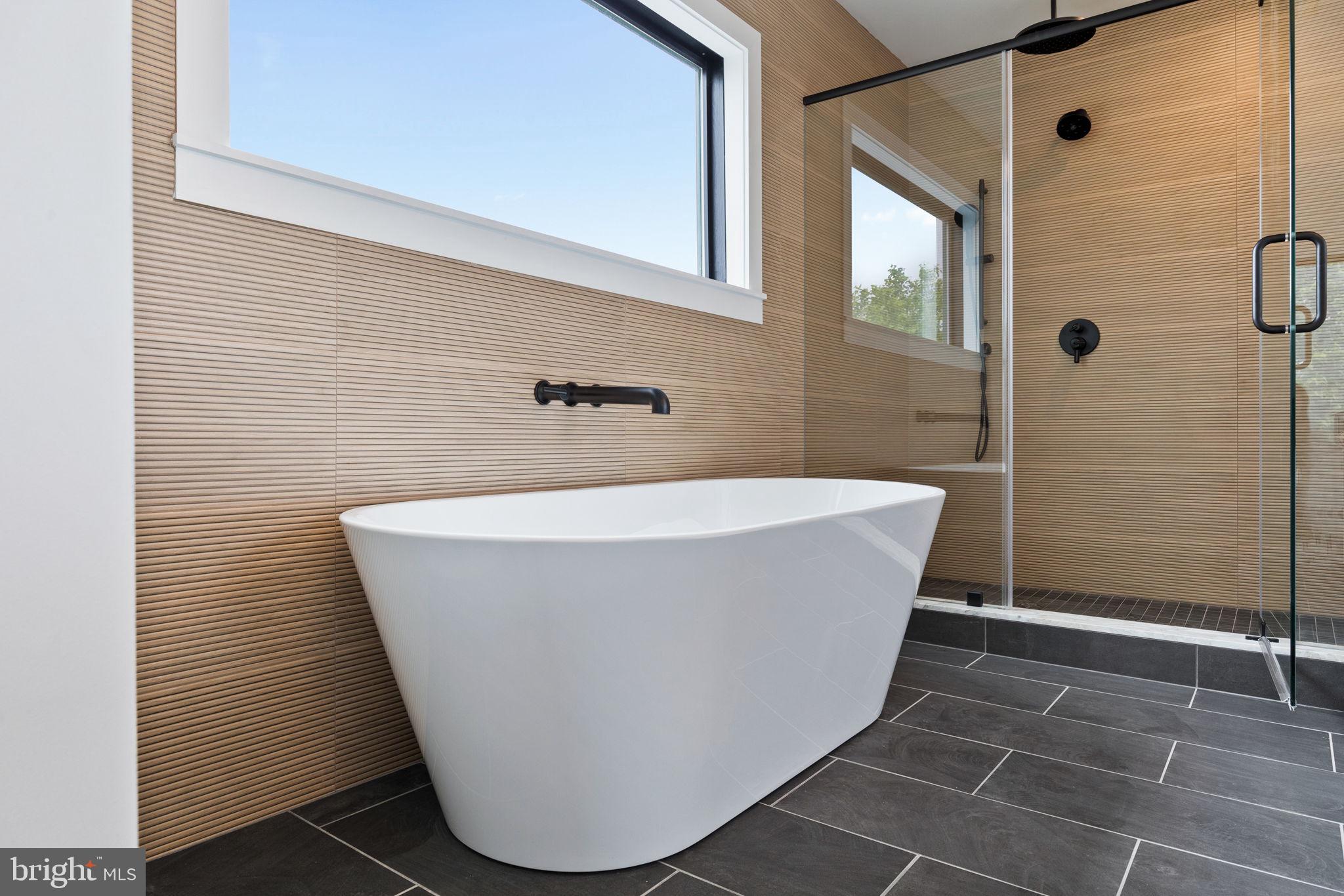 PASSYUNK SQUARE - Residential