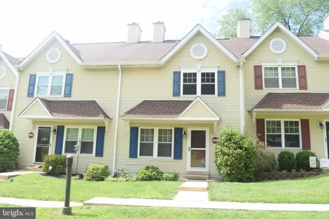 Photo of 1006 Davids Run, PHOENIXVILLE, PA 19460 (MLS # PACT2126658)