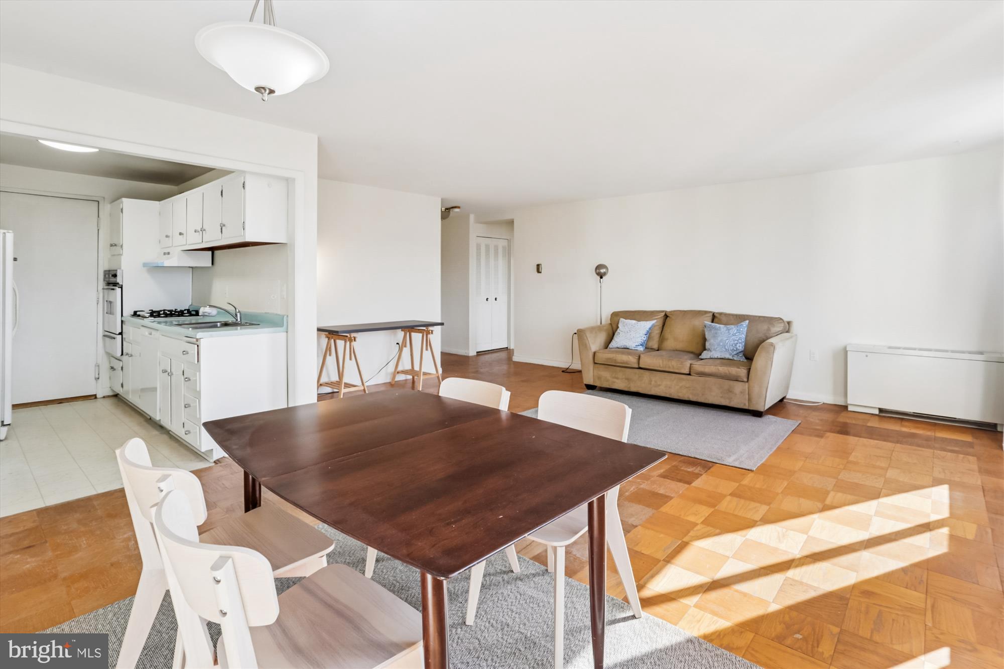 GROSVENOR PARK - Residential