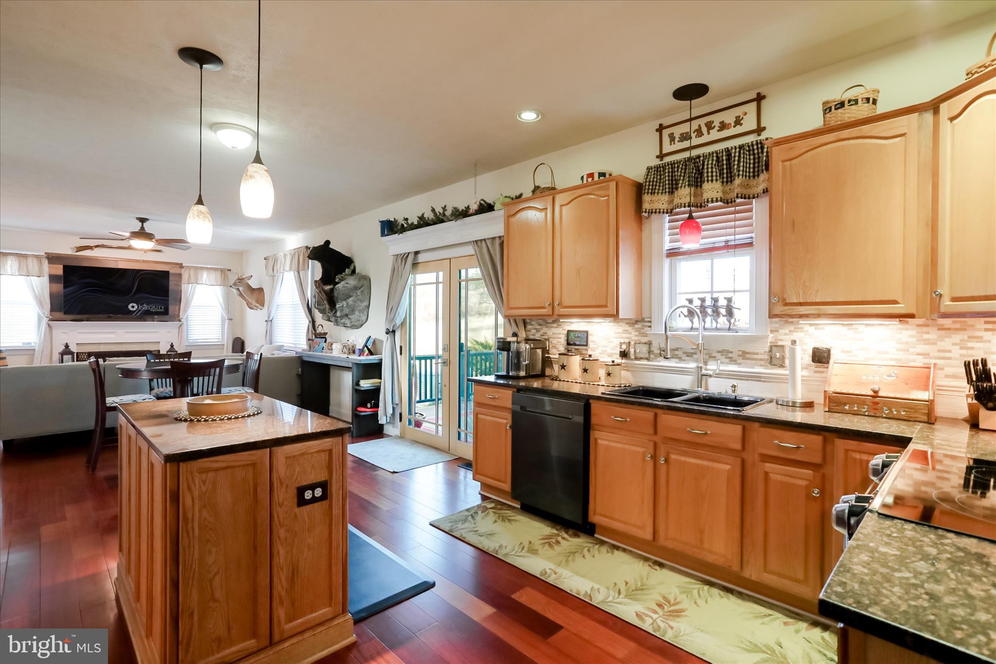 MOHR'S LANDING - Residential