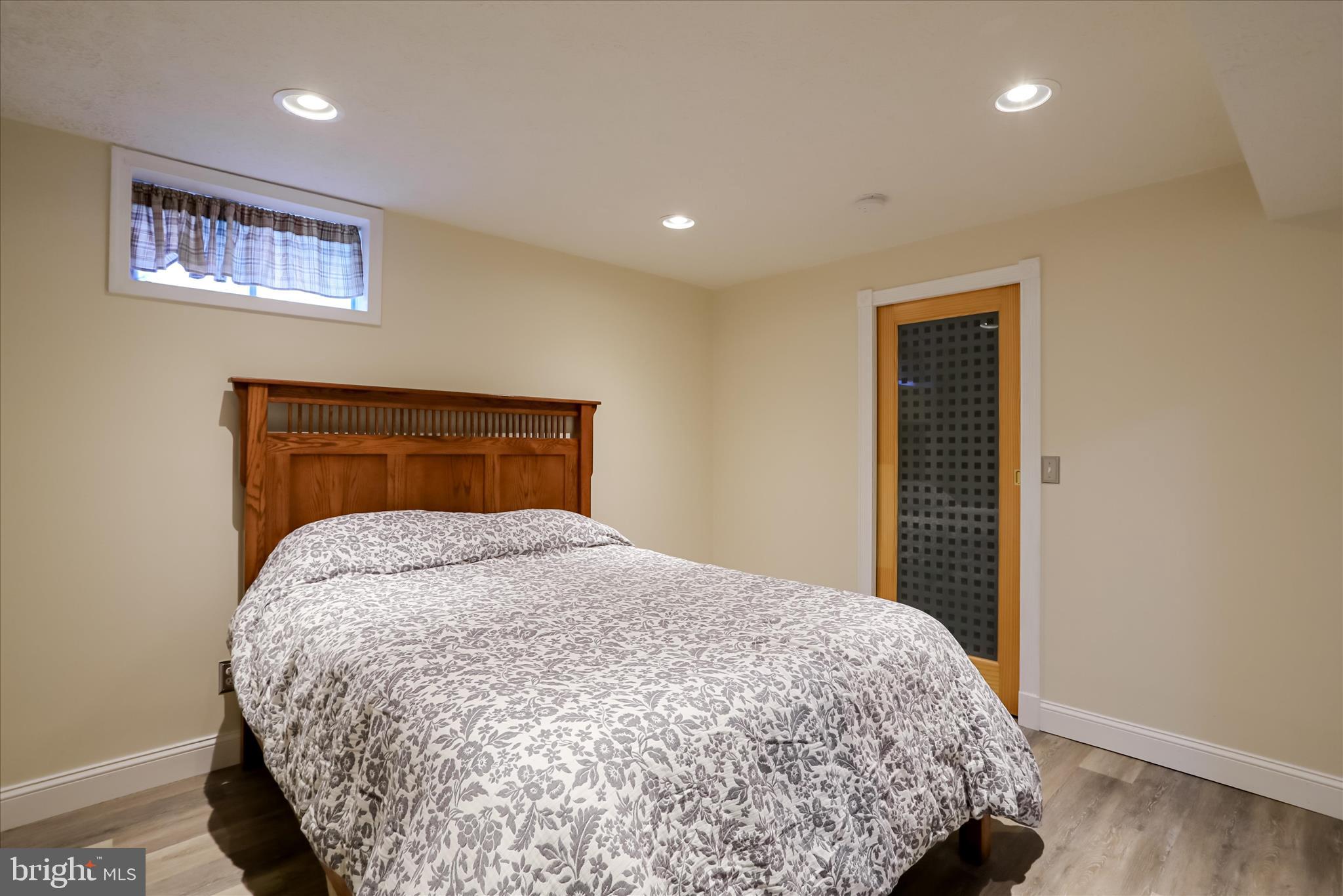 MOHR'S LANDING - Residential