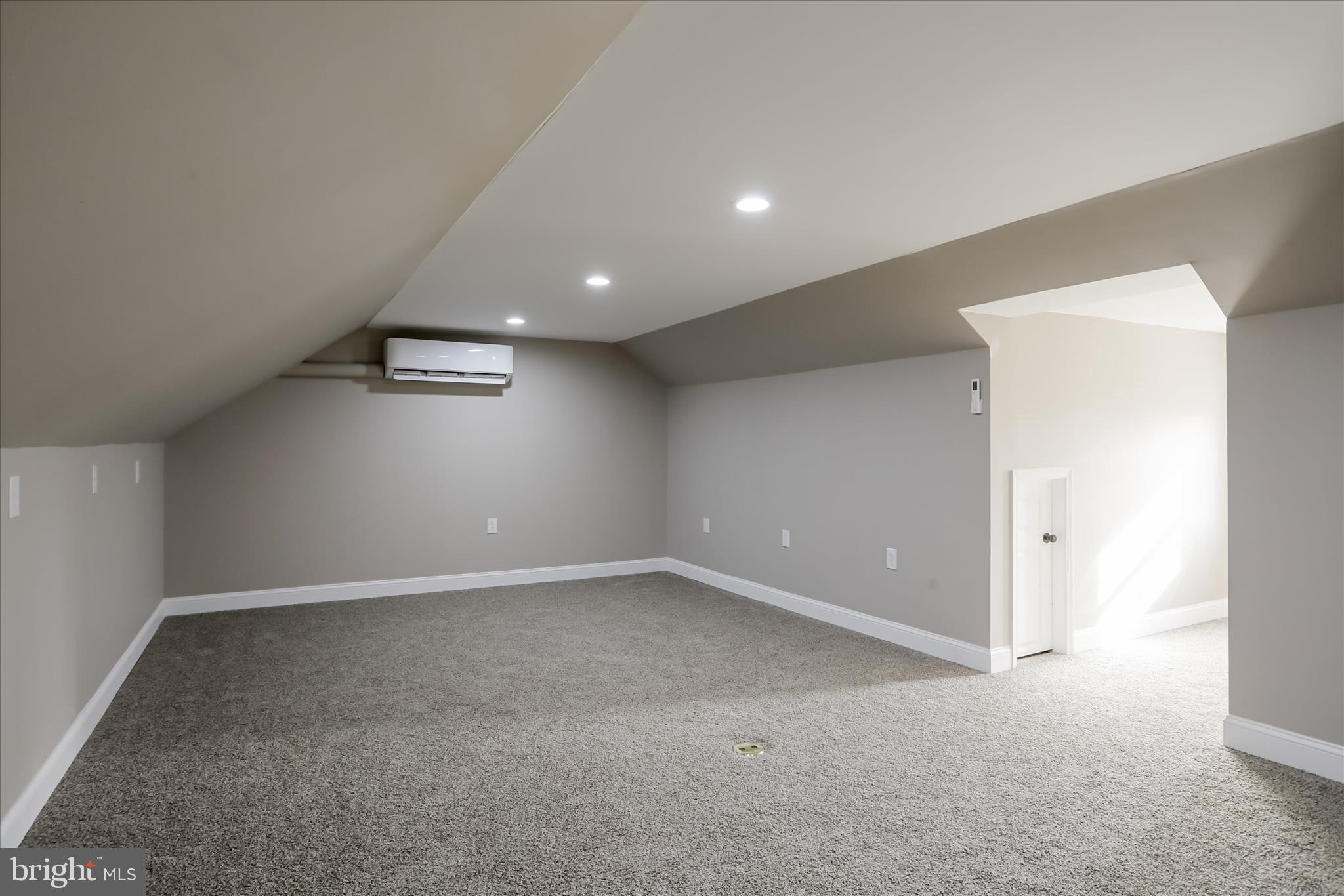 MOHR'S LANDING - Residential