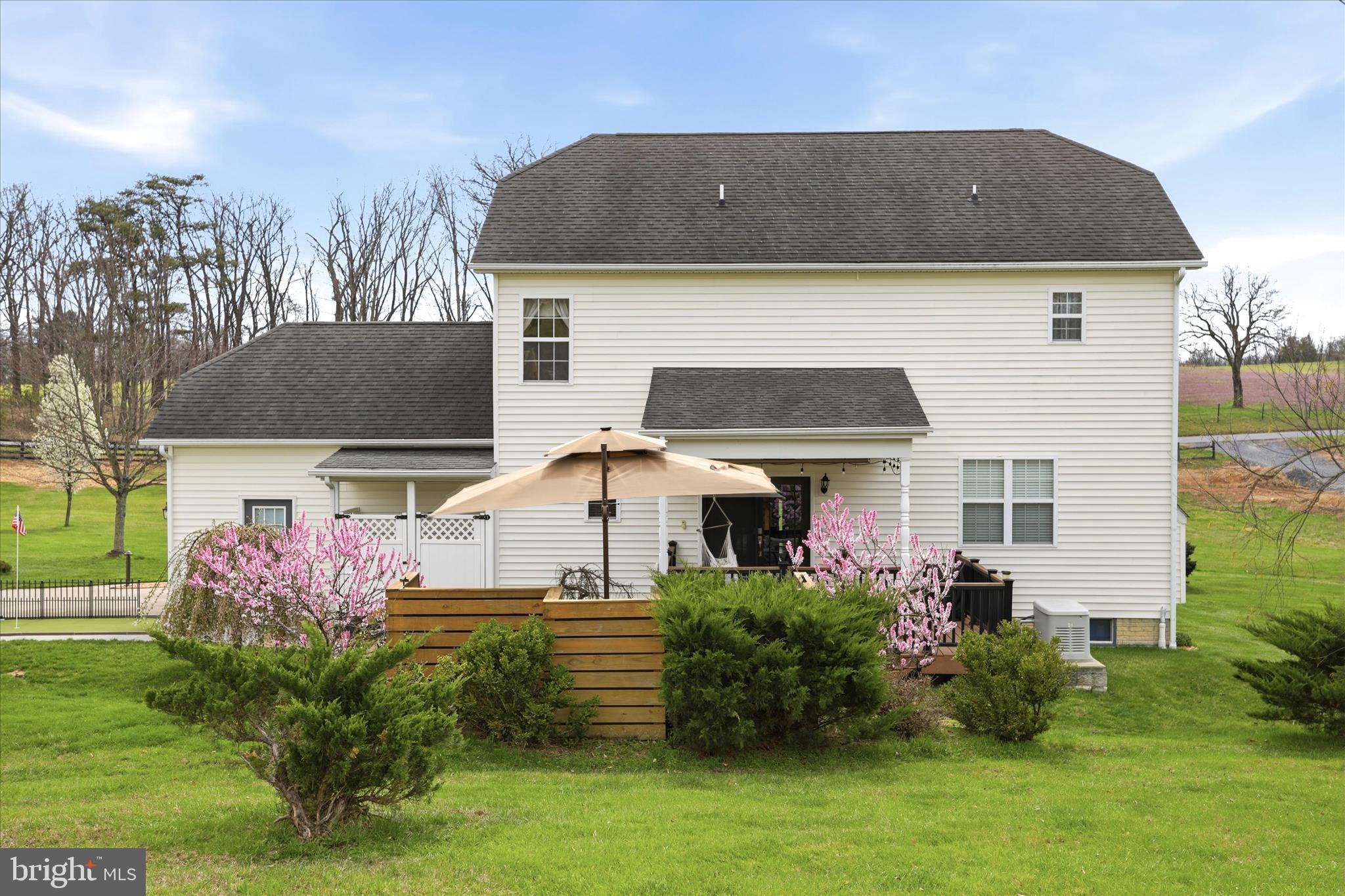 MOHR'S LANDING - Residential