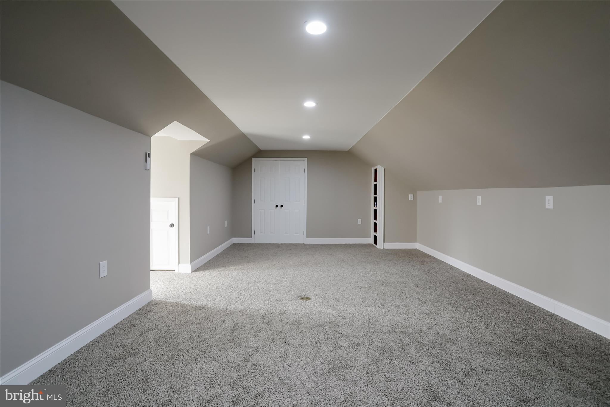 MOHR'S LANDING - Residential