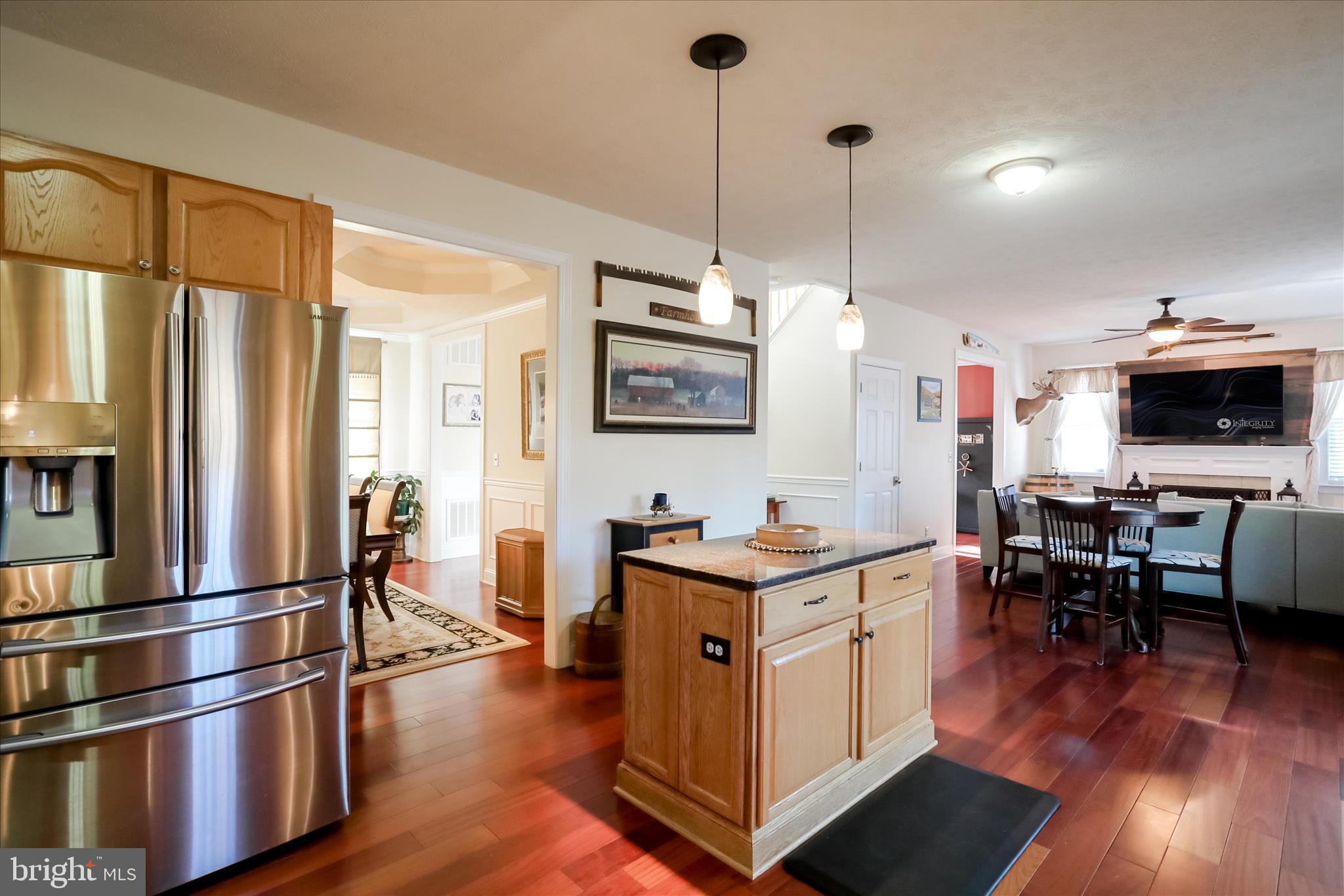 MOHR'S LANDING - Residential