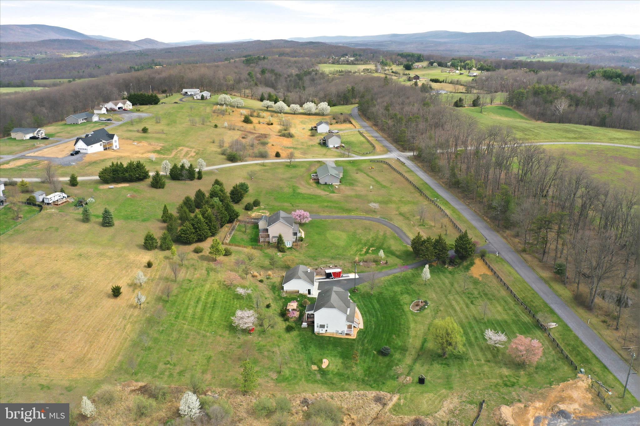 MOHR'S LANDING - Residential