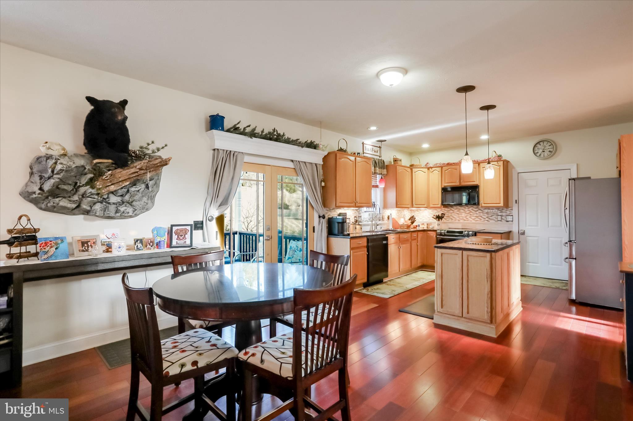 MOHR'S LANDING - Residential