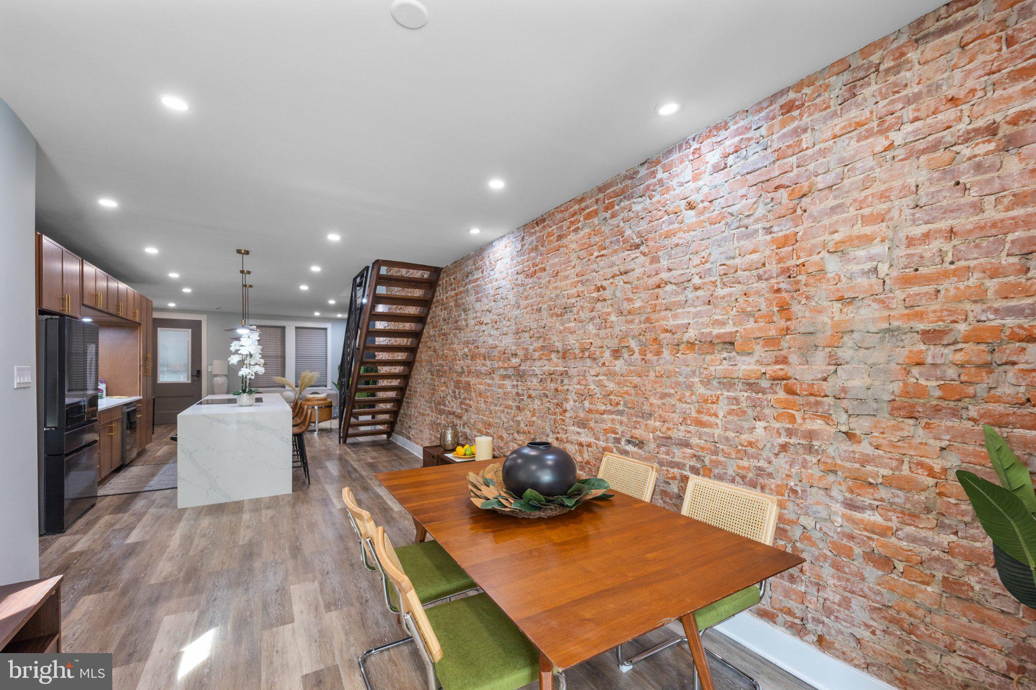 COBBS CREEK - Residential