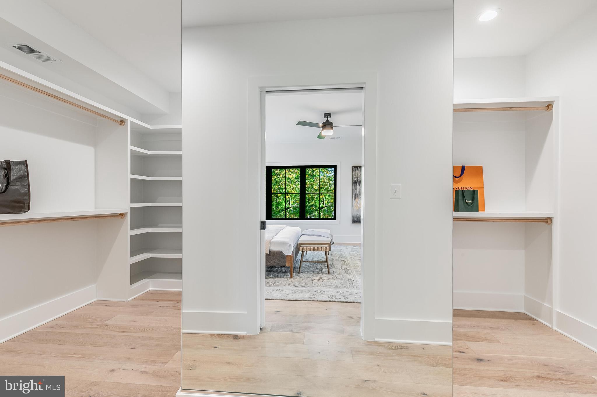 ADDISON HEIGHTS - Residential