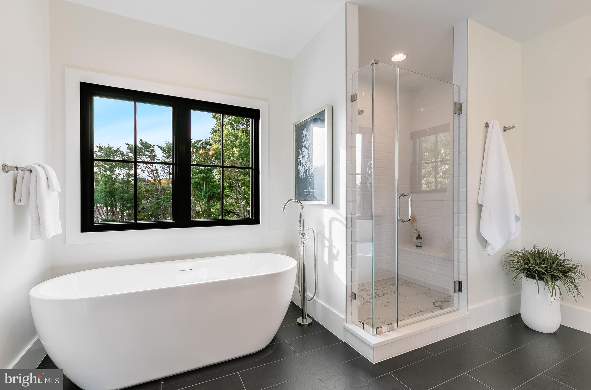 ADDISON HEIGHTS - Residential