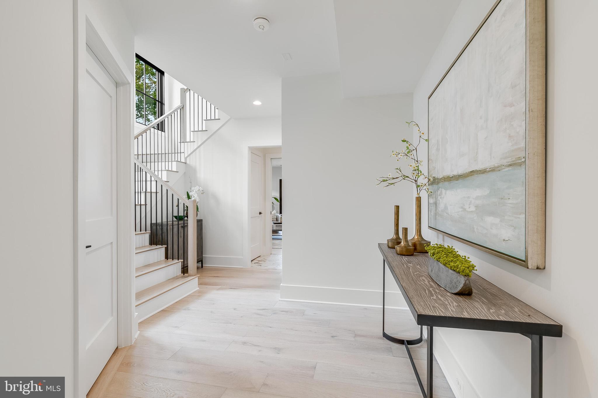 ADDISON HEIGHTS - Residential