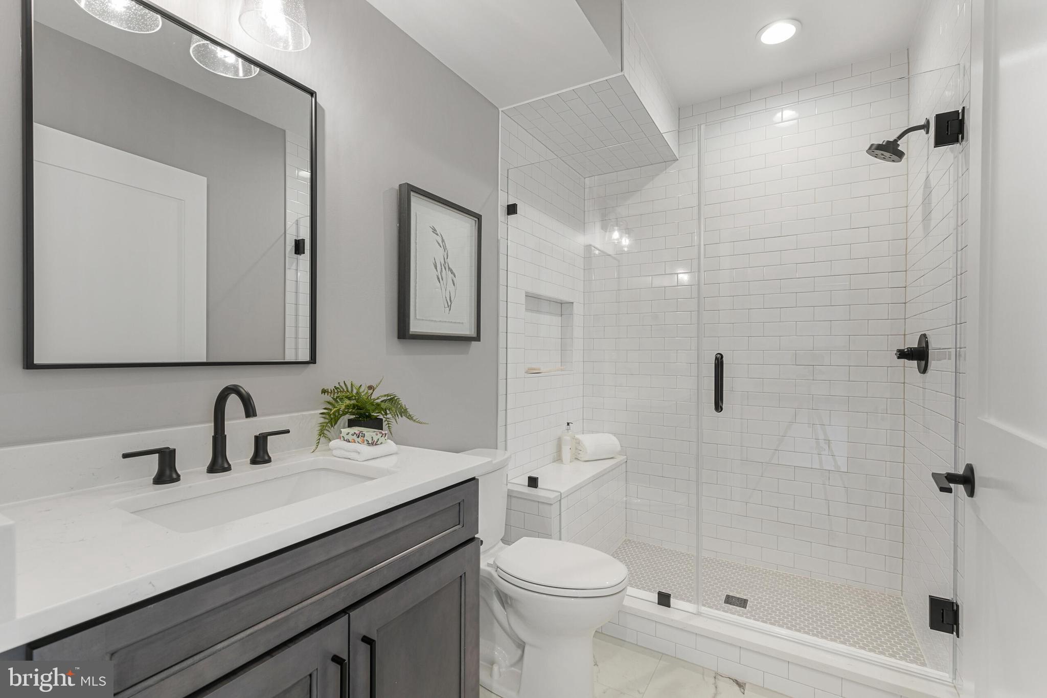 ADDISON HEIGHTS - Residential