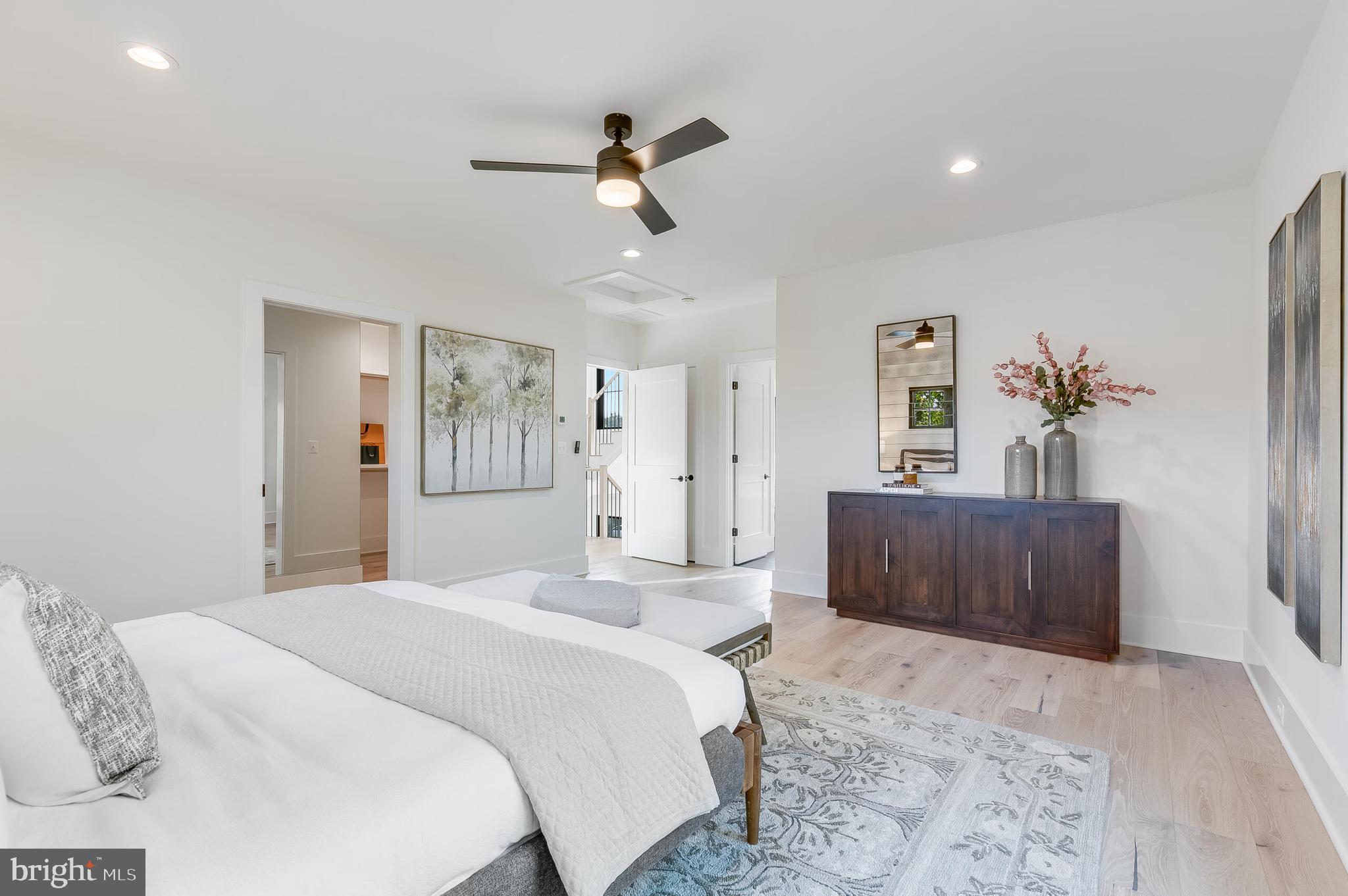 ADDISON HEIGHTS - Residential