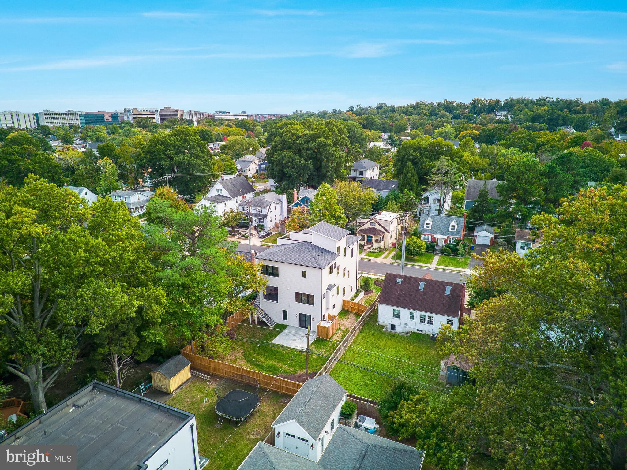ADDISON HEIGHTS - Residential