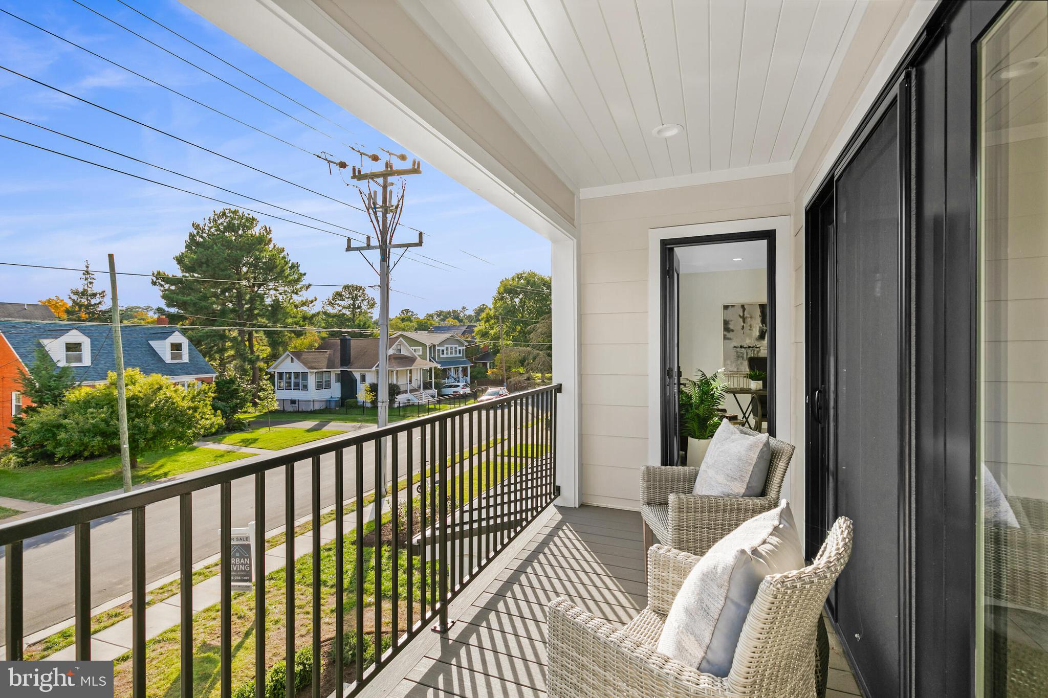 ADDISON HEIGHTS - Residential