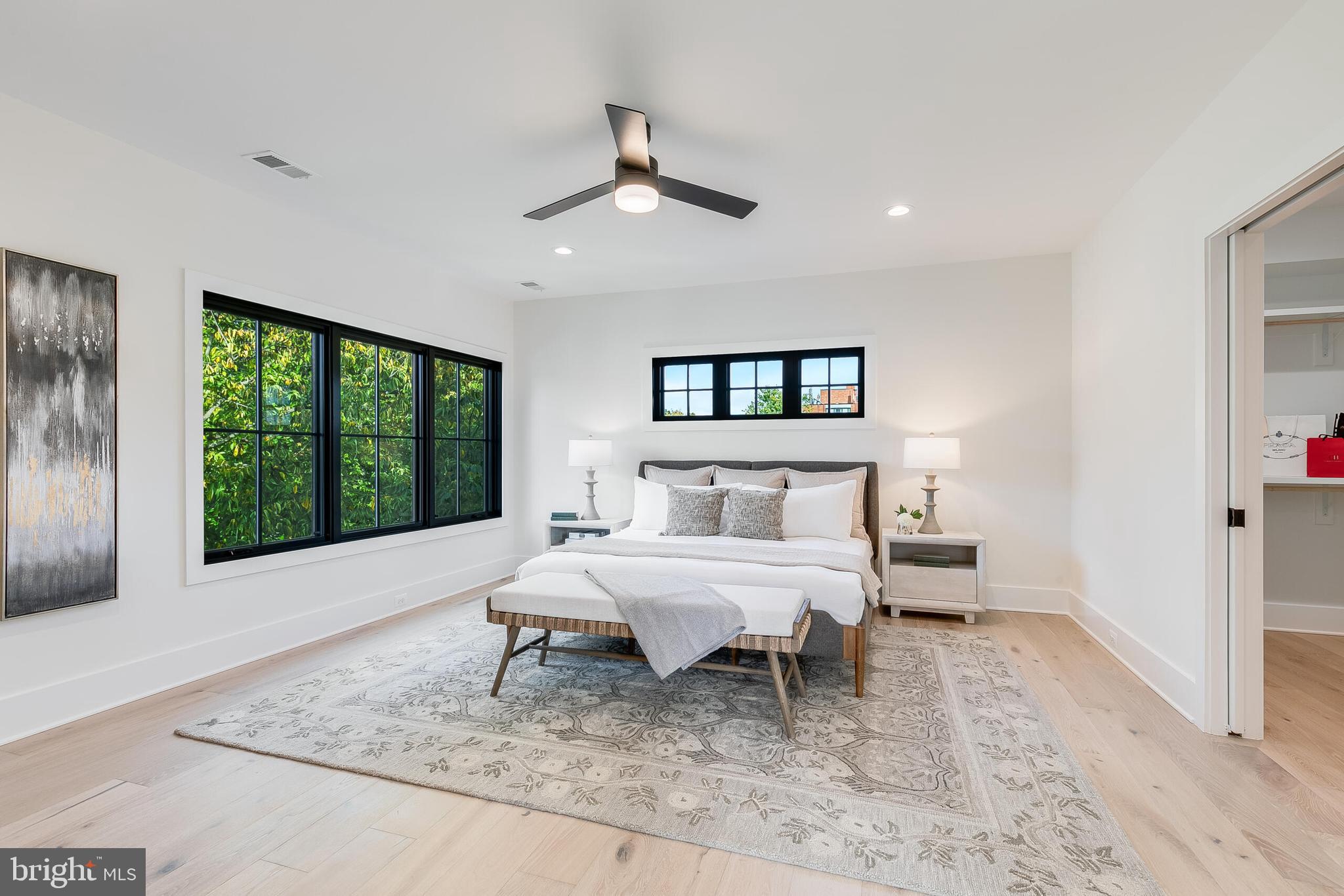 ADDISON HEIGHTS - Residential