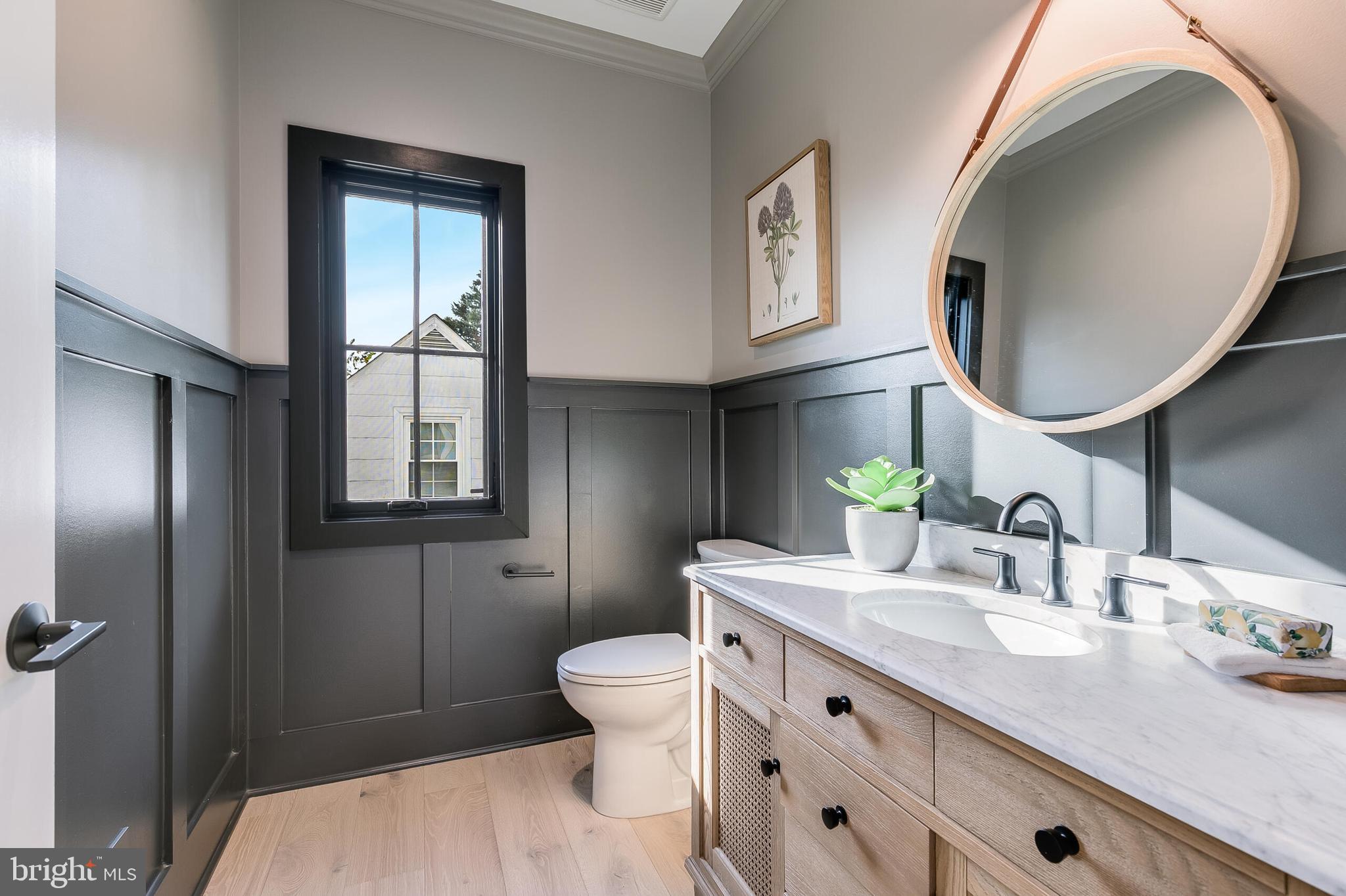 ADDISON HEIGHTS - Residential