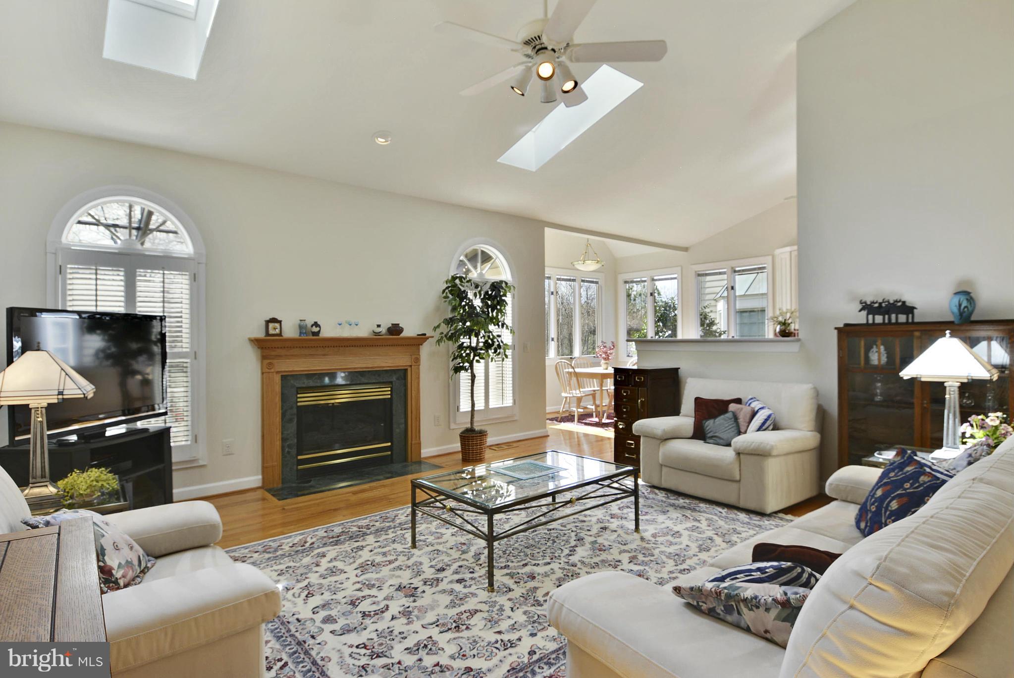 POTOMAC LAKES - Residential