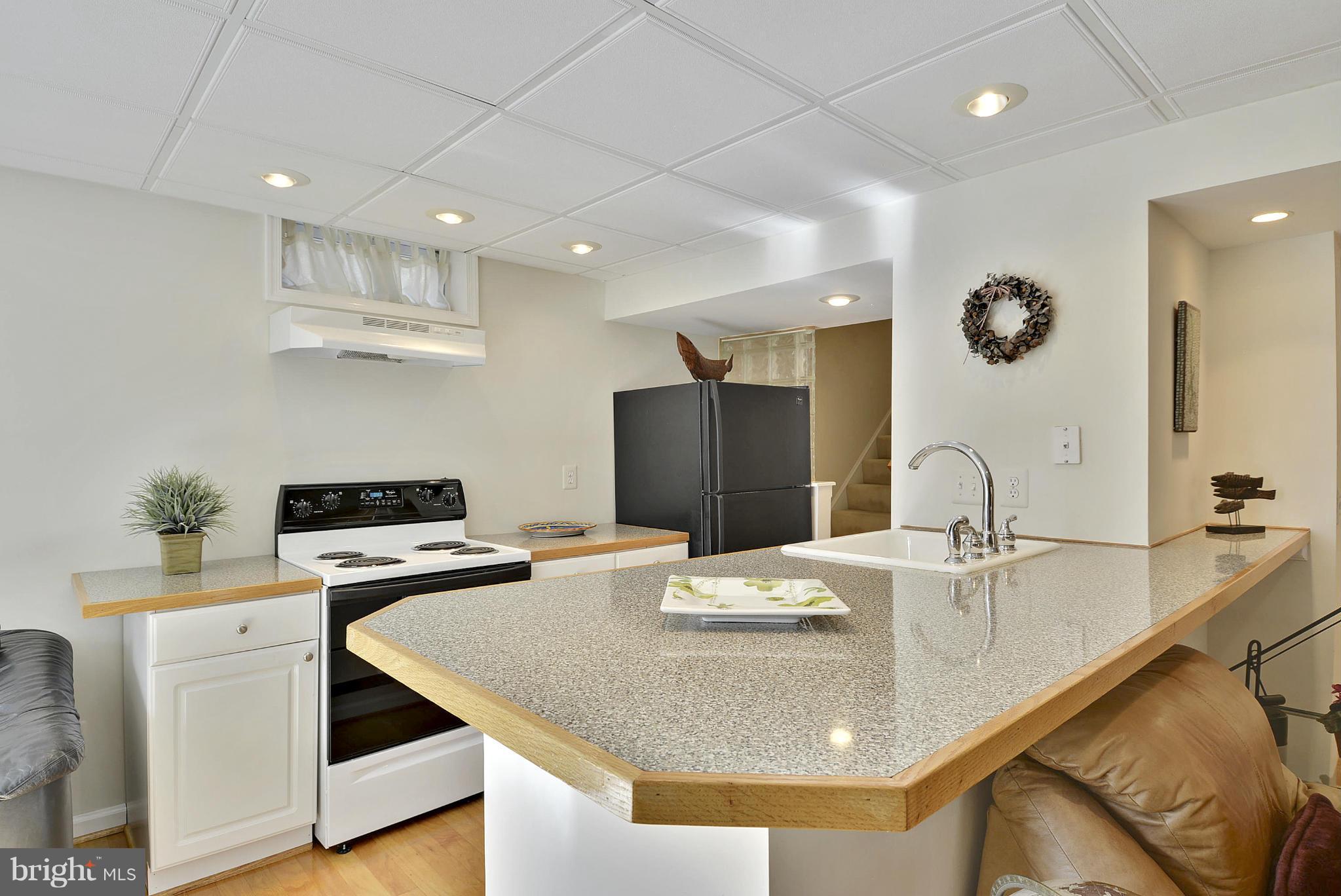 POTOMAC LAKES - Residential