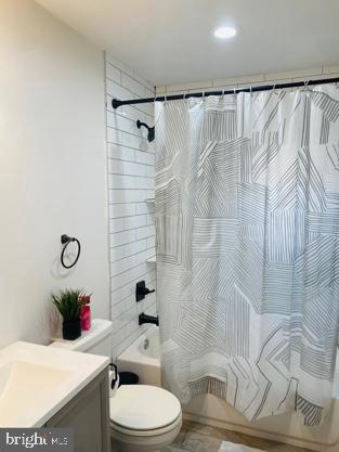 STRAWBERRY MANSION - Residential Lease
