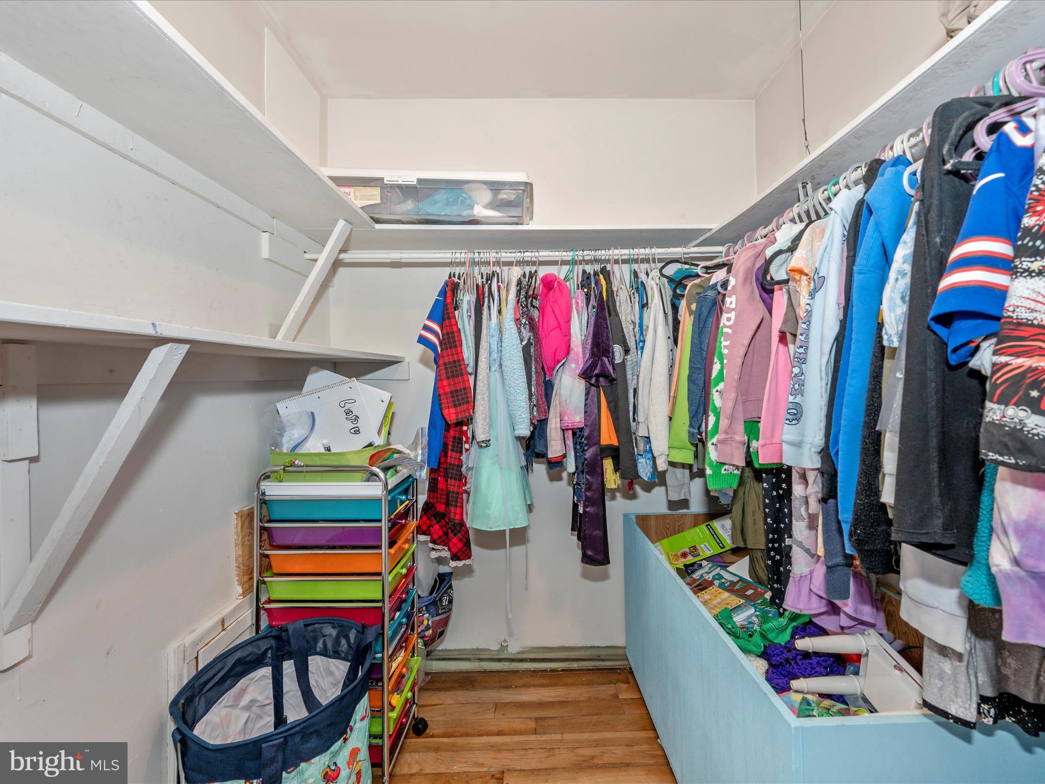 TAMMANY MANOR - Residential