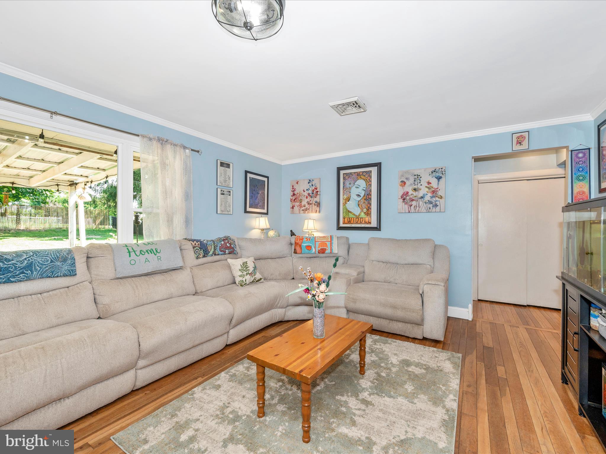 TAMMANY MANOR - Residential