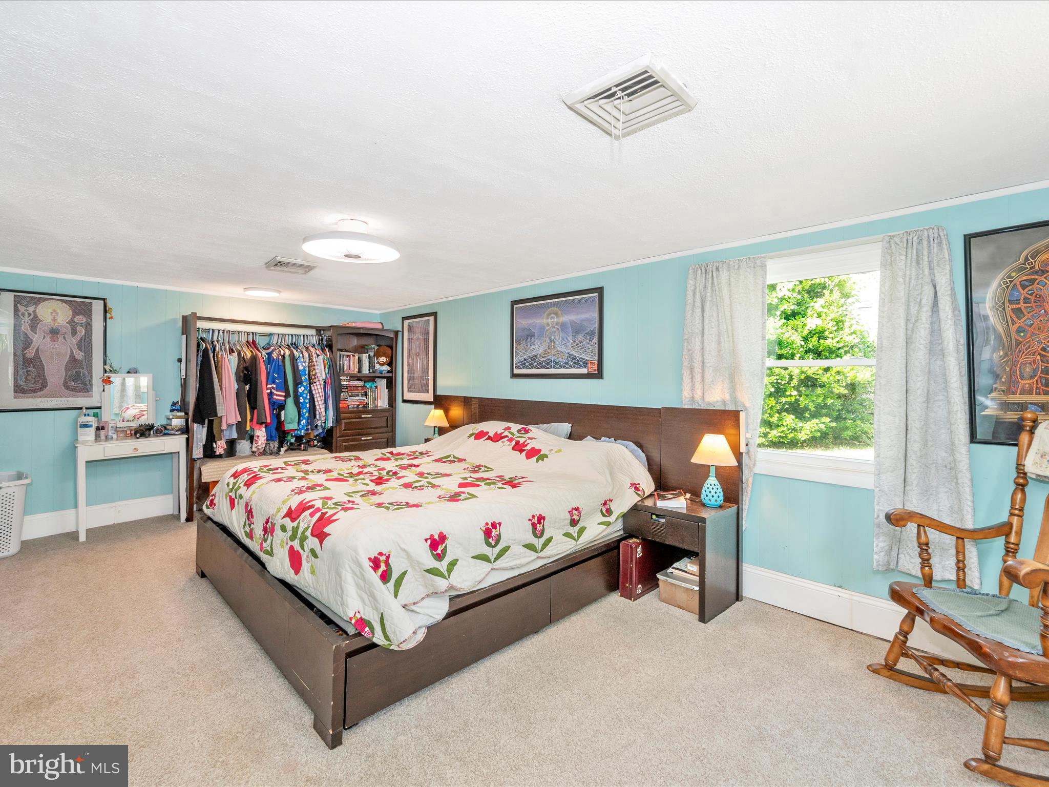 TAMMANY MANOR - Residential