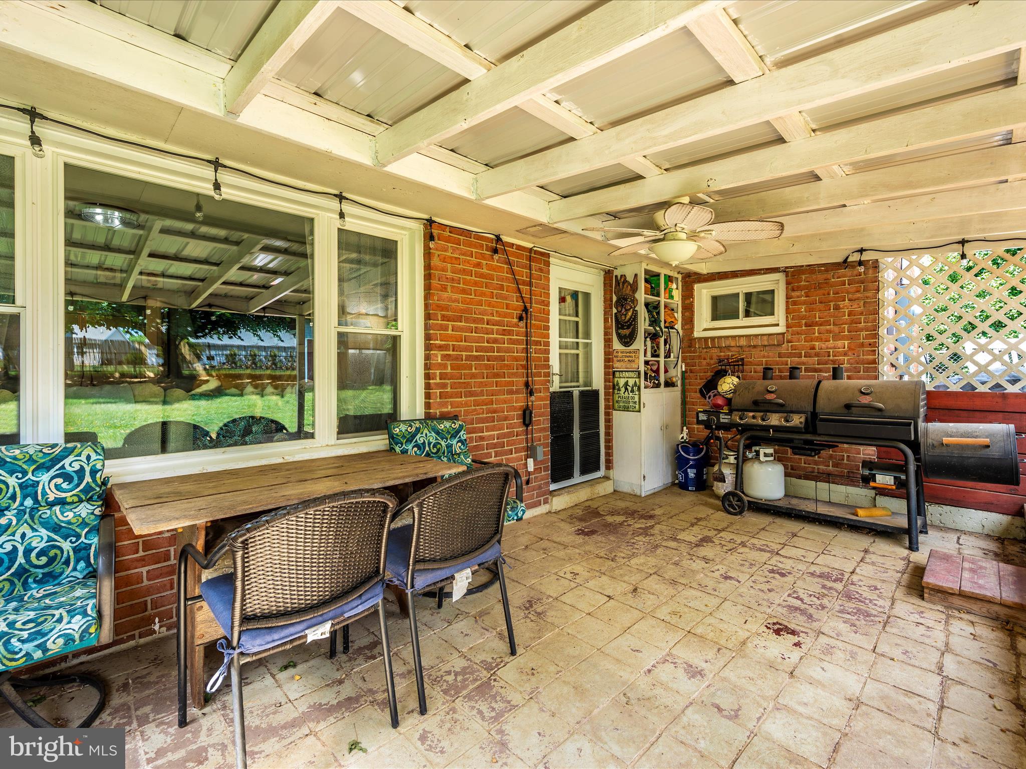 TAMMANY MANOR - Residential