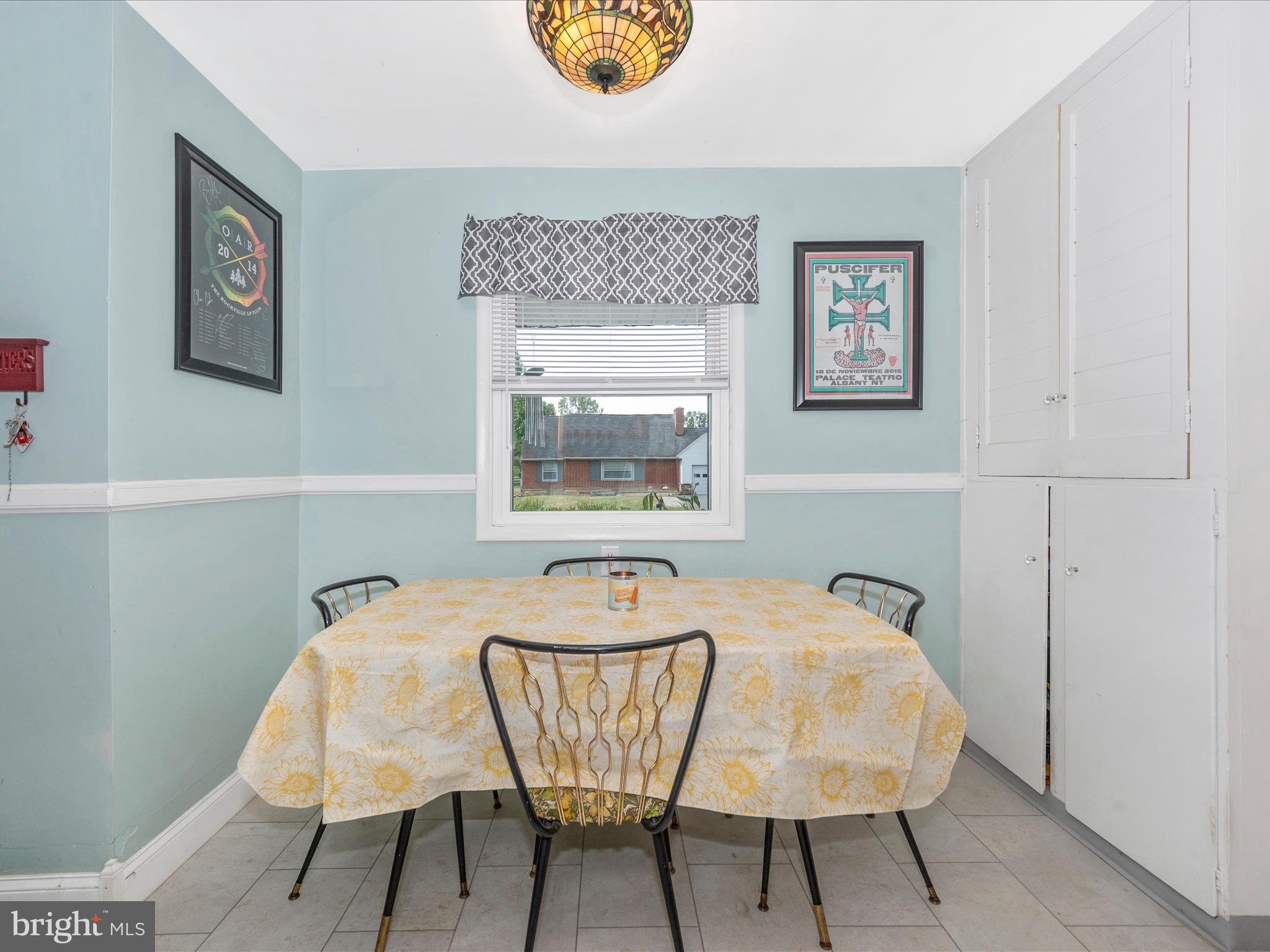 TAMMANY MANOR - Residential