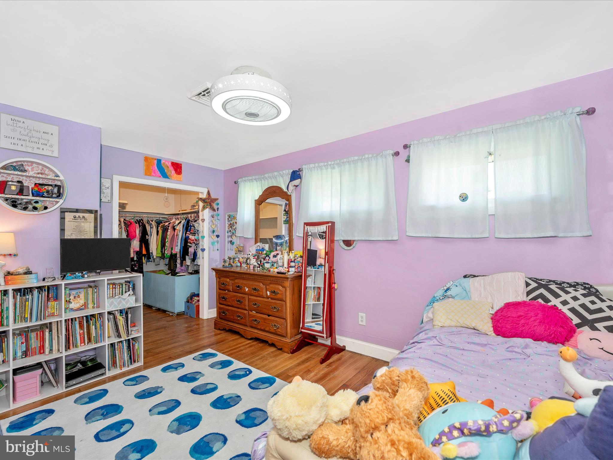 TAMMANY MANOR - Residential