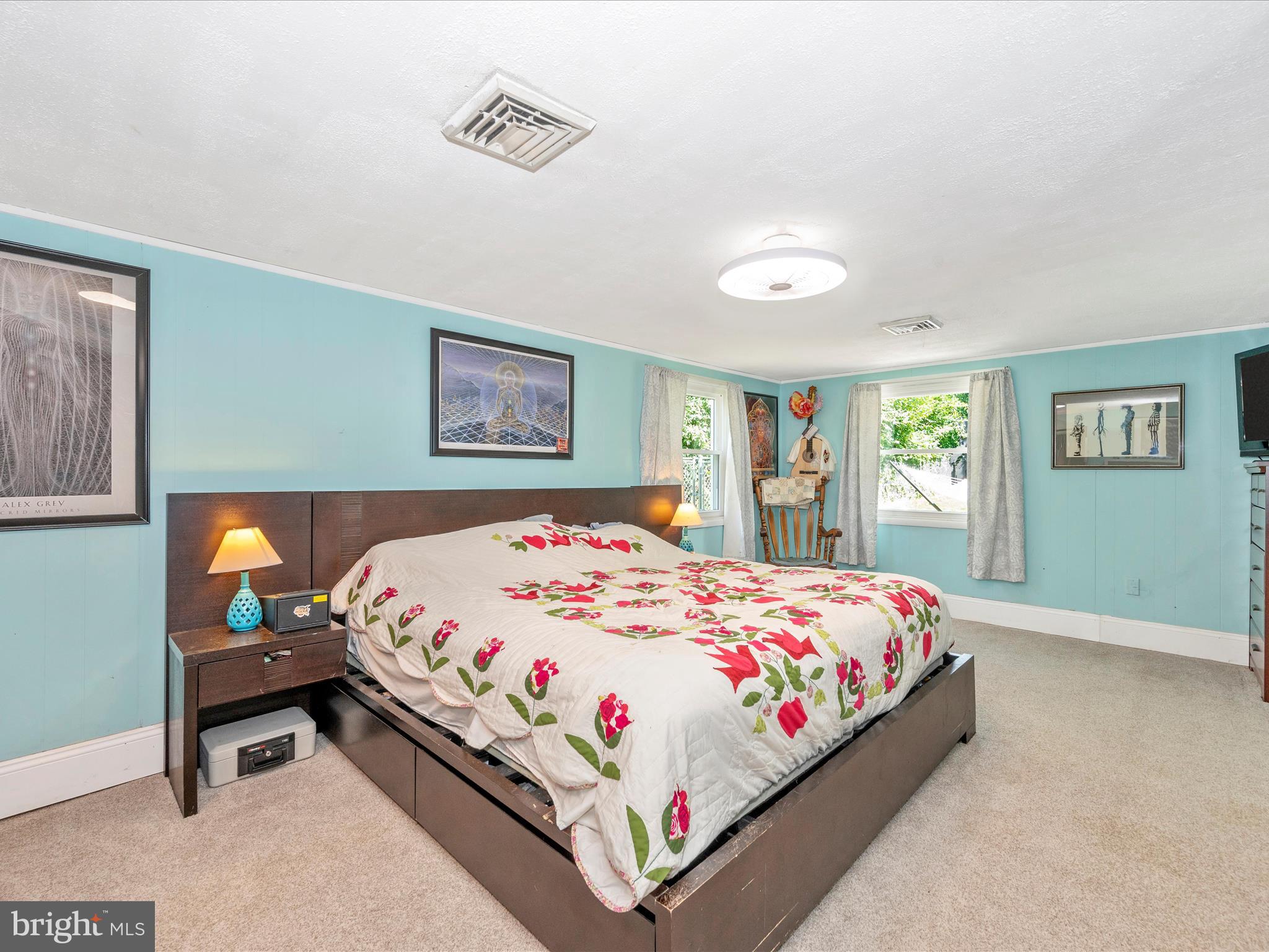 TAMMANY MANOR - Residential