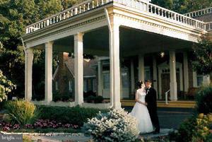 LAKE OF THE WOODS - Land