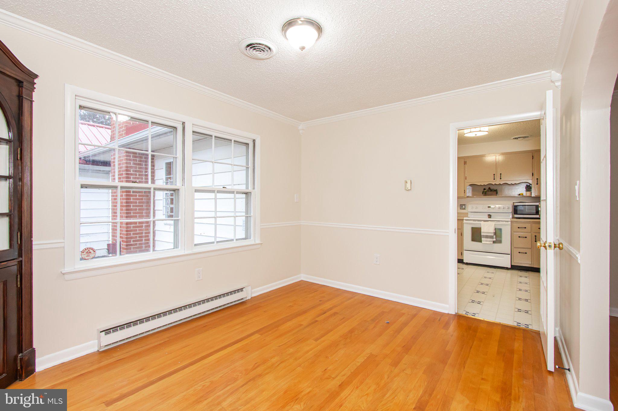 FOREST HILLS - Residential